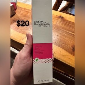Mary Kay refreshing toner